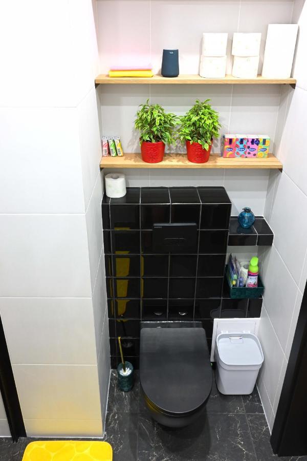 The Pop Art Apartment คาโตวีตเซ ภายนอก รูปภาพ